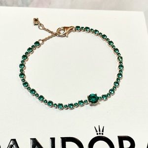NIB PANDORA bracelet